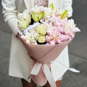 Букет из 7 пионовидных лилий в Шатуре