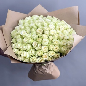 Букет 101 белая роза кения (40 см) в Шатуре