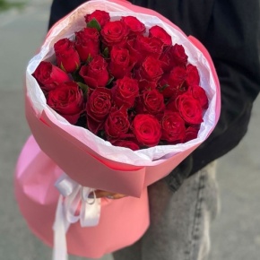 Букет "Эсса" 25 красных роз Кения (60 см) в Шатуре