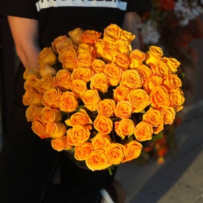 Букет из 51 оранжевой розы (70 см) в Шатуре