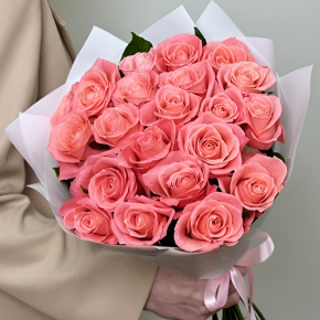 Букет из 21 коралловой розы (60 см) в Шатуре
