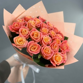 Букет из 25 роз Мисс Пигги (50 см) в Шатуре