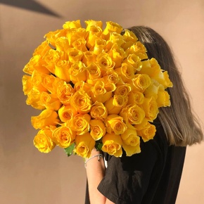 Букет "Ярче солнца" из 55 лимонных роз (50 см) в Шатуре
