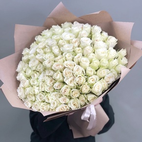 Букет 101 белая роза кения (50 см) в Шатуре