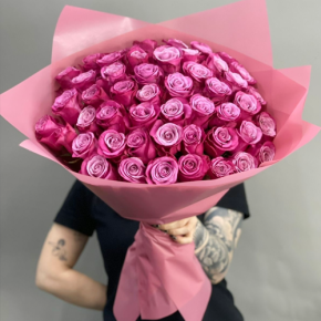 Букет из 51 розы Космик (60 см) в Шатуре