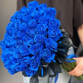 Букет из 51 синей розы Эквадор под ленту (70 см) в Шатуре