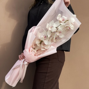 Букет из белой орхидеи в Шатуре