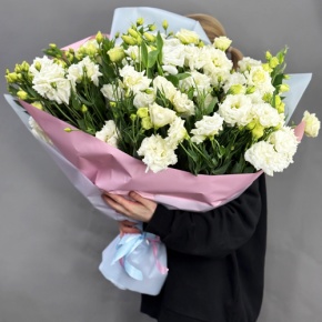 Букет "Изысканность" из 31 белой эустомы в Шатуре