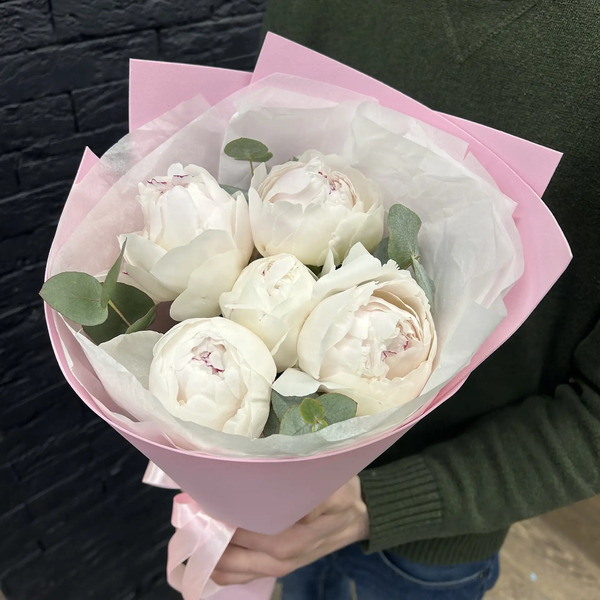 Букет из 5 пионов Одиле "Пломбир" в Шатуре