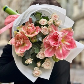 Букет "Анель" из амариллисов и кустовых роз в Шатуре