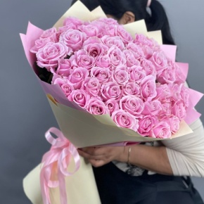 Букет из 51 пастельной розы Аваланж (60 см) в Шатуре