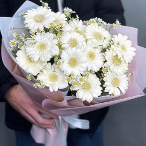 Нежный букет из гербер и ромашек в Шатуре