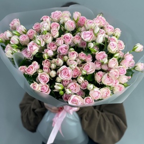 Букет "Постоянство" из 25 кустовых роз (60 см) в Шатуре