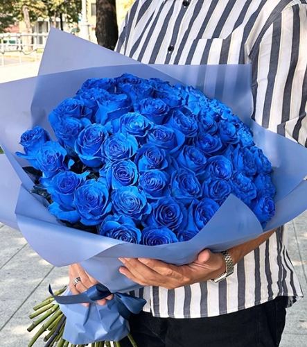 Букет из 51 синей розы Эквадор (60 см) в Шатуре