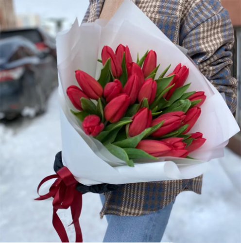 Букет красных тюльпанов в Шатуре